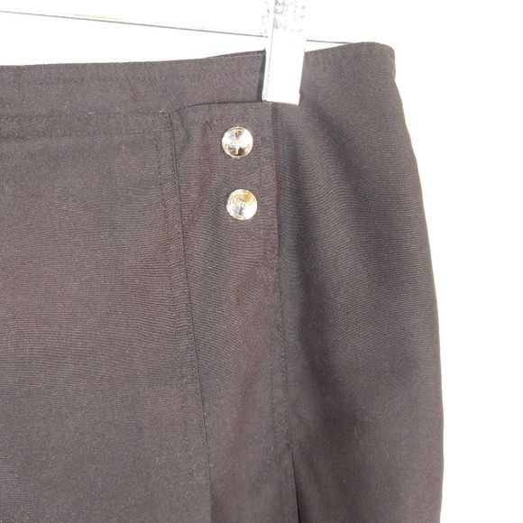IZOD Woman's Chic Preppy Black Skort Skirt Size 2 - Picture 2 of 7
